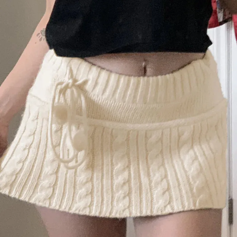 Autumn Winter Fashion Twist Wool Woven Age-Reducing Commuter Hairball Decorated Skirt