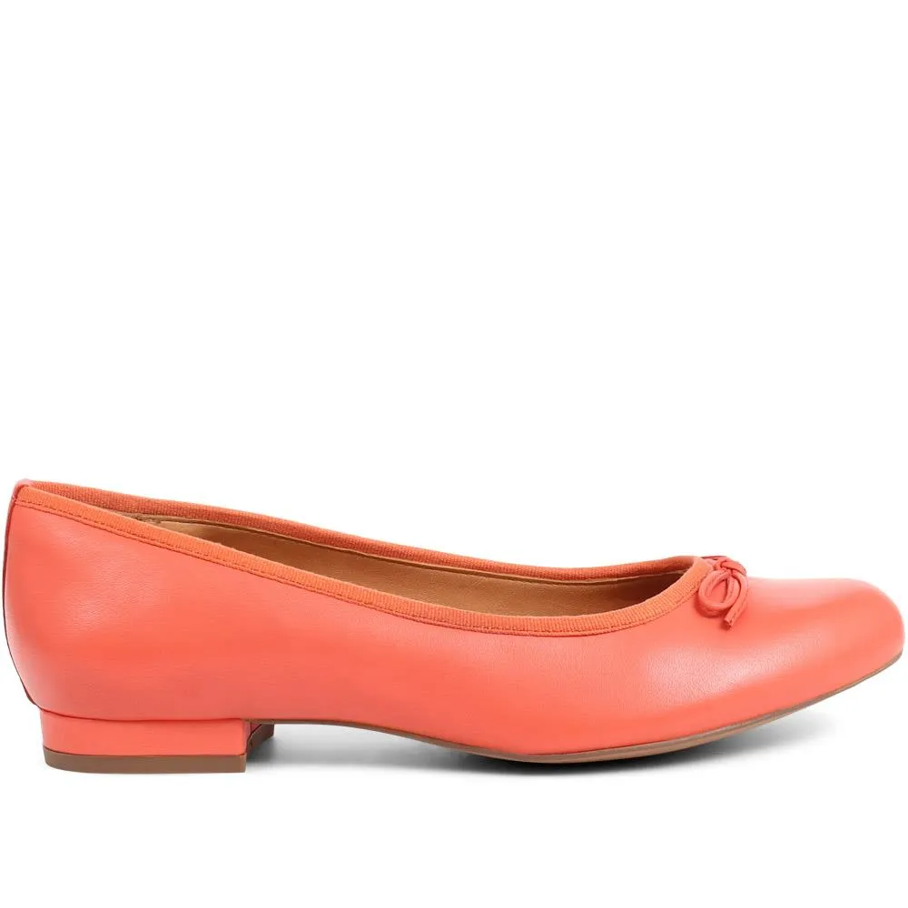 Soleil Leather Low Ballet Pumps - SOLEIL / 323 600