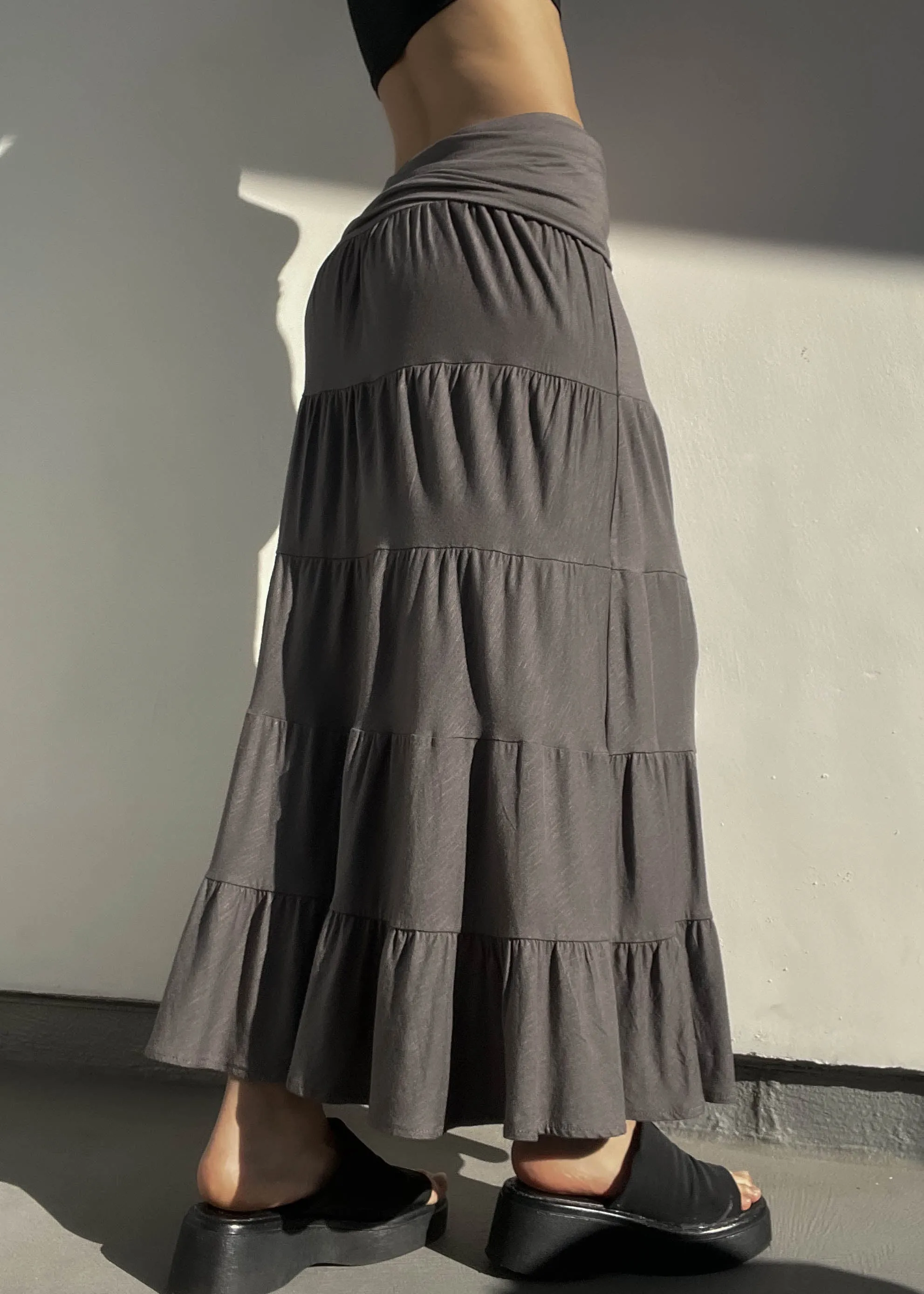 Y2k Dark Gray Flowy Maxi Skirt (S-M)